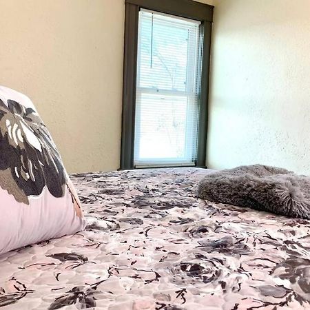 5Br Niagara Getaway Prime Location-Sleeps 10 Βίλα Καταρράκτες του Νιαγάρα Εξωτερικό φωτογραφία