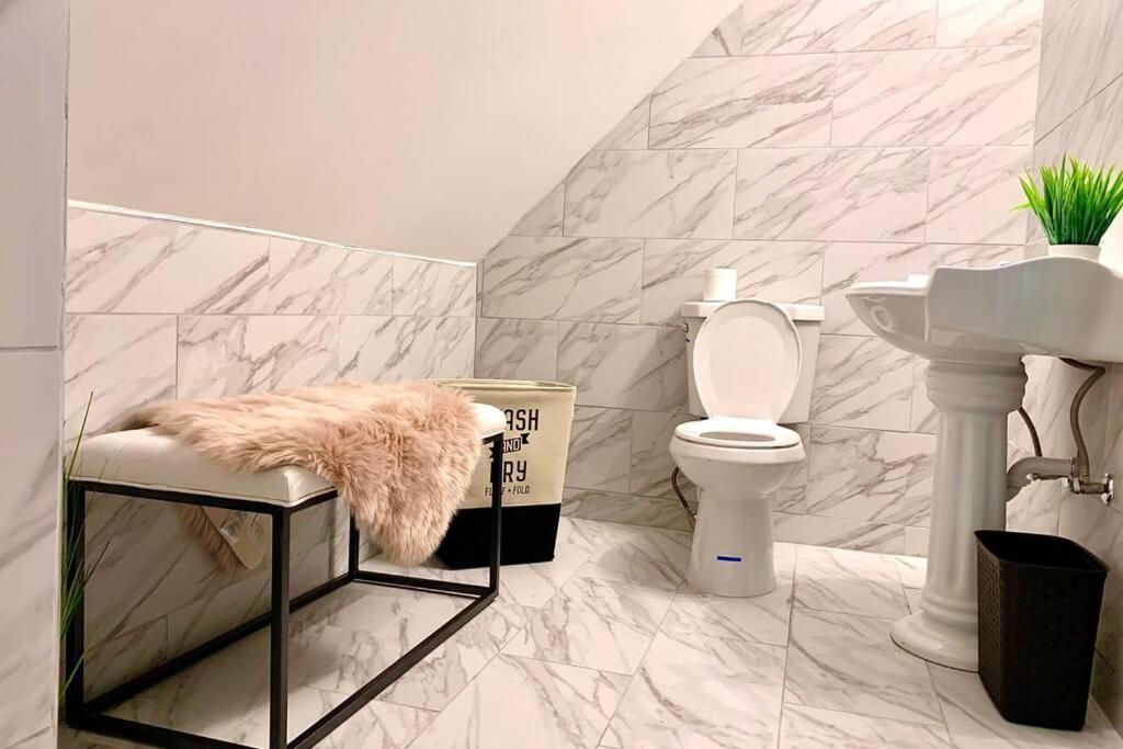 5Br Niagara Getaway Prime Location-Sleeps 10 Βίλα Καταρράκτες του Νιαγάρα Εξωτερικό φωτογραφία